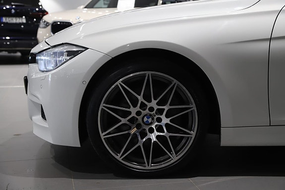 BMW 330d 6 of 14