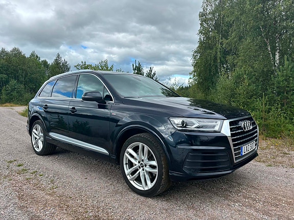 Audi Q7 9 of 10