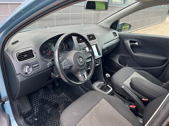 Volkswagen Polo 12 of 23