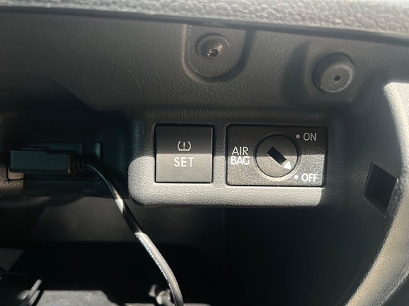 Volkswagen Polo 10 of 23