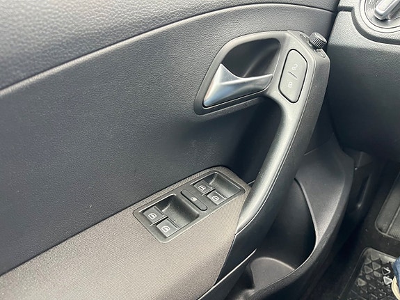 Volkswagen Polo 20 of 23