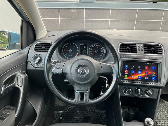 Volkswagen Polo 18 of 23