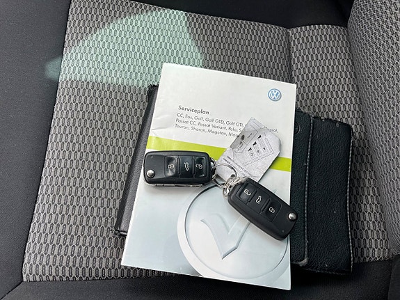 Volkswagen Polo 21 of 23