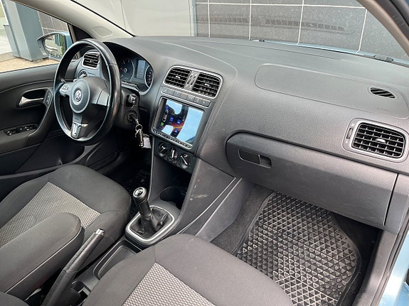 Volkswagen Polo 9 of 23