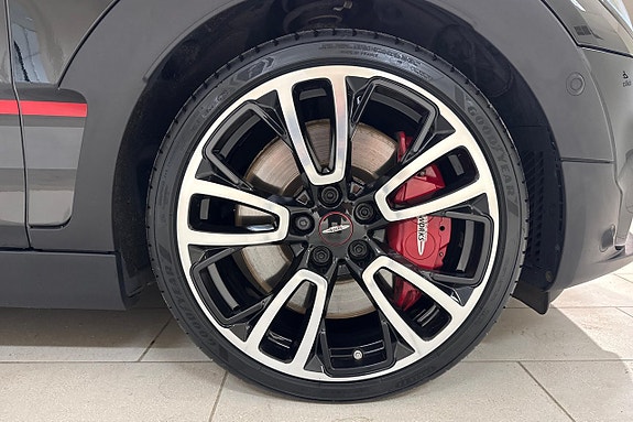 MINI John Cooper Works 13 of 19