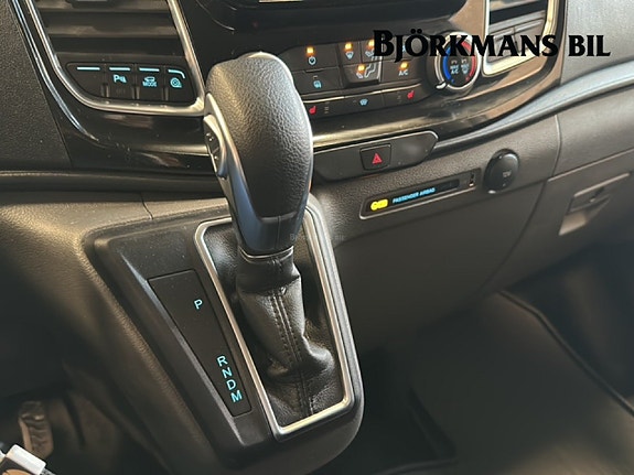 Ford Transit Custom 12 of 16