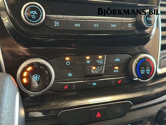 Ford Transit Custom 13 of 16