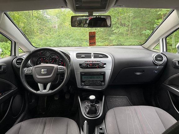 Seat Leon 6 of 6