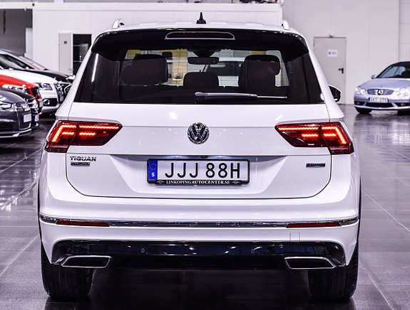 Volkswagen Tiguan Allspace 6 of 22