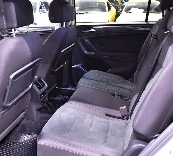 Volkswagen Tiguan Allspace 19 of 22