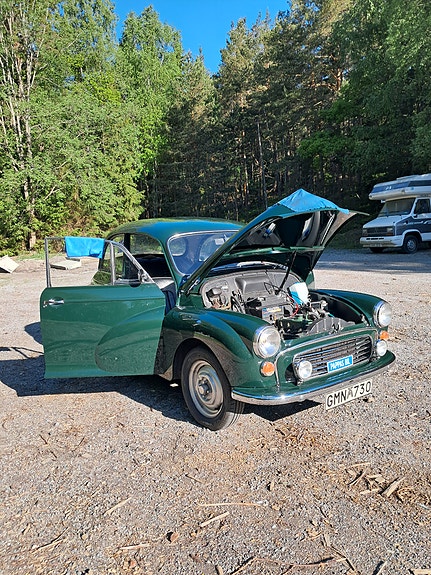 Morris Minor 4 of 9