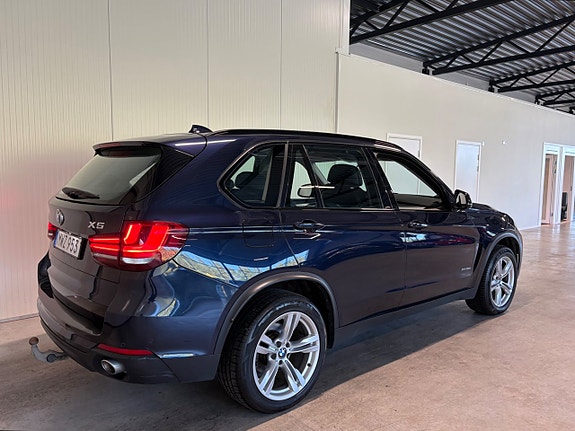BMW X5 3 of 27