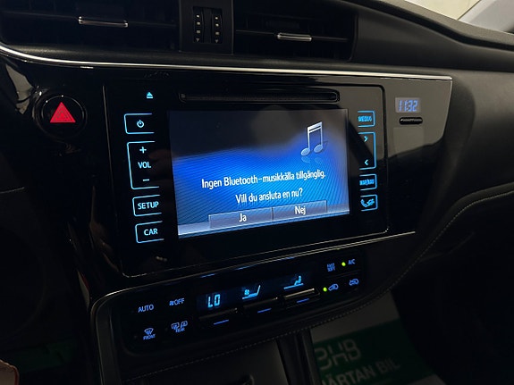 Toyota Auris 17 of 20