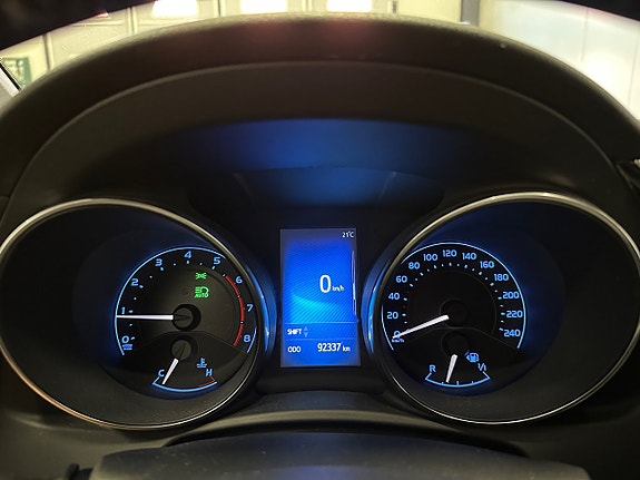 Toyota Auris 16 of 20