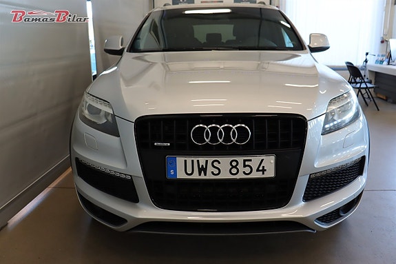 Audi Q7 8 of 22