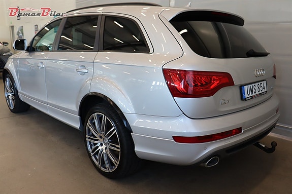 Audi Q7 3 of 22