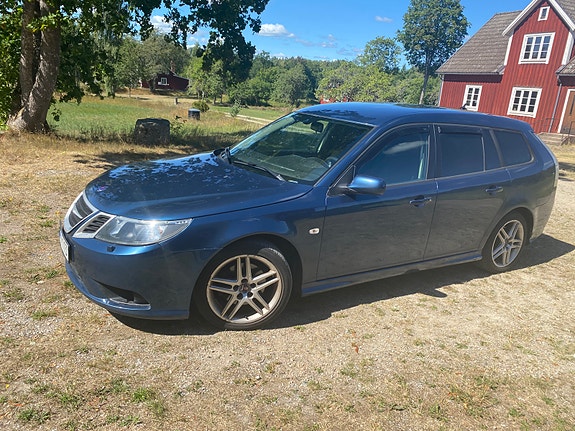 Saab 9-3 2 of 6