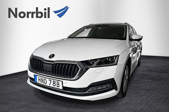 Skoda Octavia 2 of 18