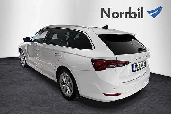 Skoda Octavia 3 of 18
