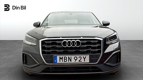 Audi Q2 4 of 12
