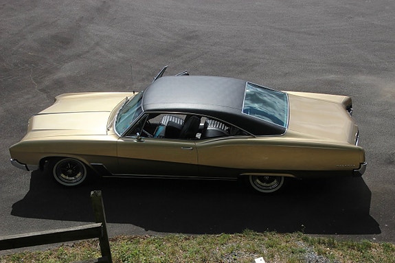 Buick Wildcat 2 of 14
