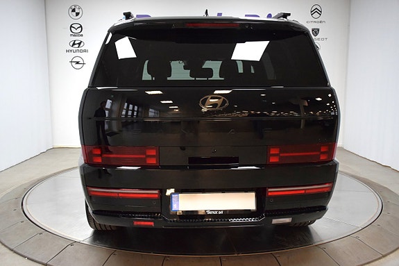 Hyundai Santa Fe 9 of 30