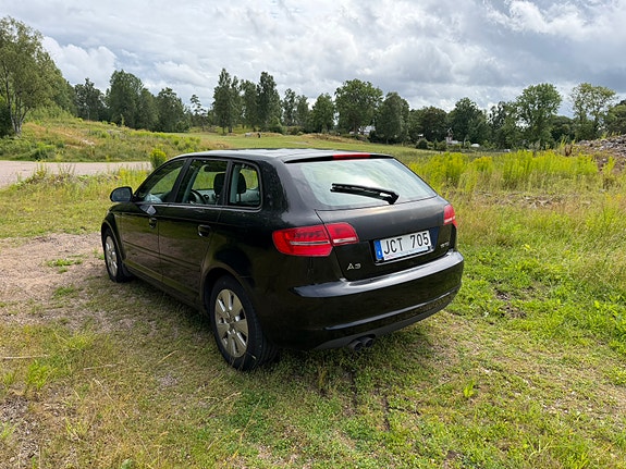 Audi A3 4 of 6