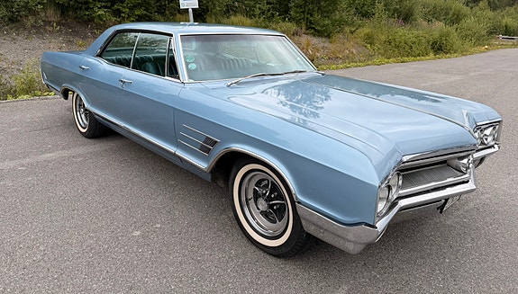Buick Wildcat 2 of 7
