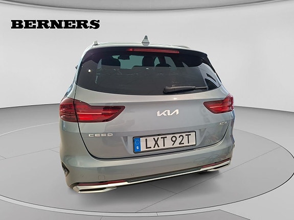 Kia Ceed 4 of 15
