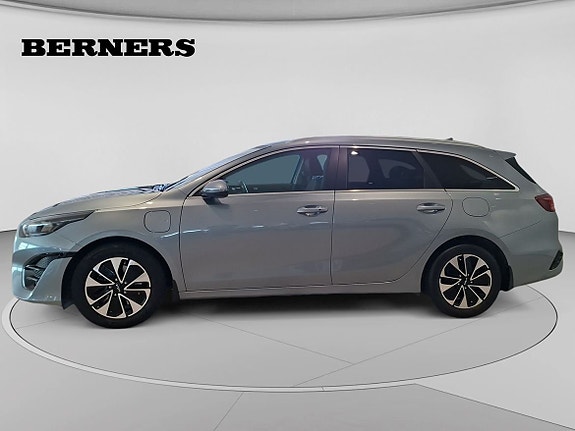 Kia Ceed 2 of 15