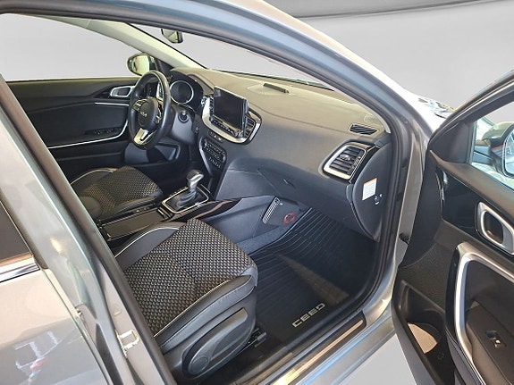 Kia Ceed 15 of 15