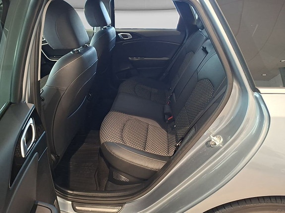 Kia Ceed 13 of 15