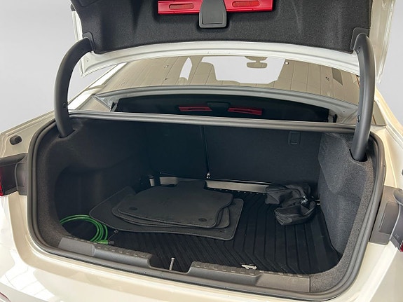 Audi A3 4 of 14