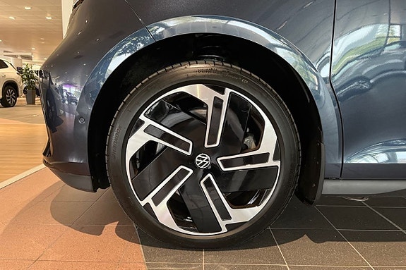 Volkswagen ID. Buzz 27 of 27
