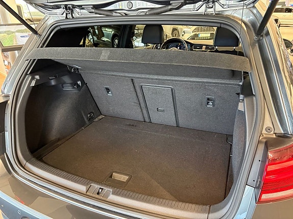 Volkswagen Golf I 19 of 20