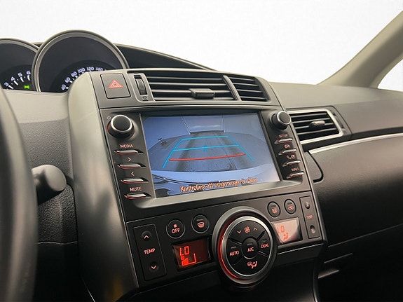 Toyota Verso 19 of 28