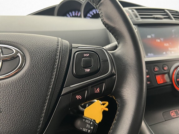 Toyota Verso 18 of 28