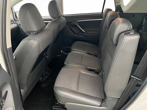Toyota Verso 11 of 28