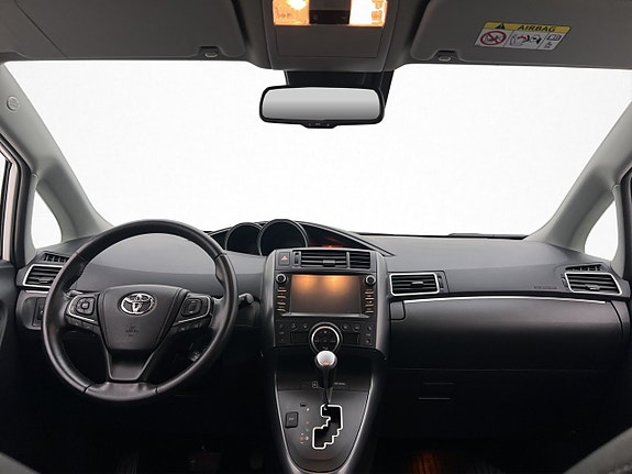 Toyota Verso 14 of 28