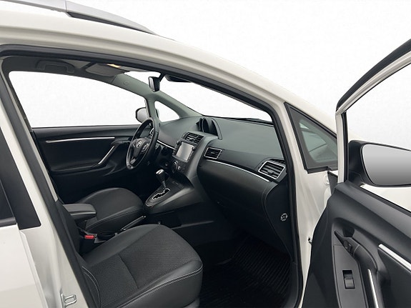 Toyota Verso 24 of 28