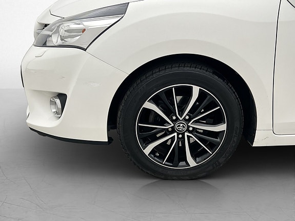 Toyota Verso 25 of 28