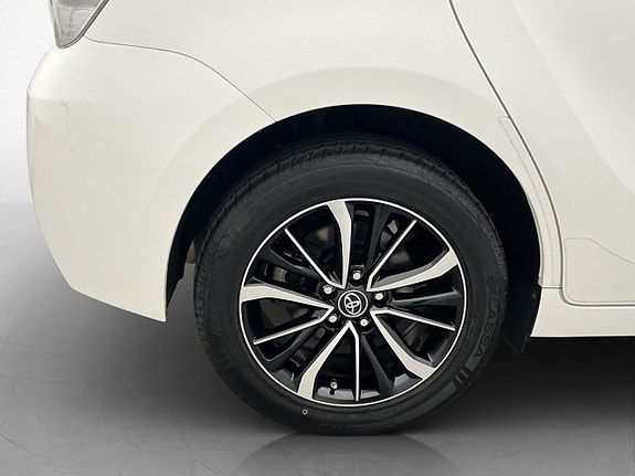 Toyota Verso 27 of 28