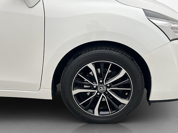 Toyota Verso 28 of 28
