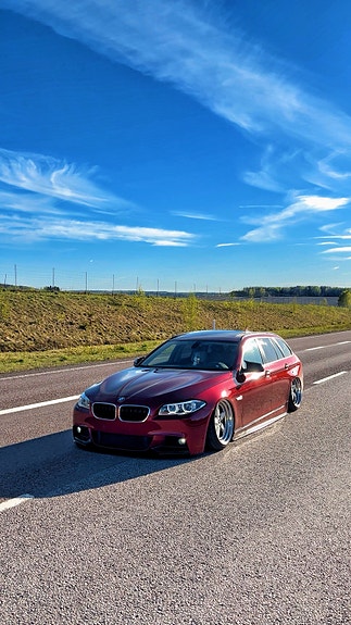 BMW 525d 5 of 7