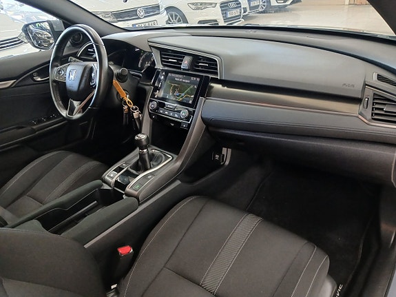 Honda Civic 13 of 30