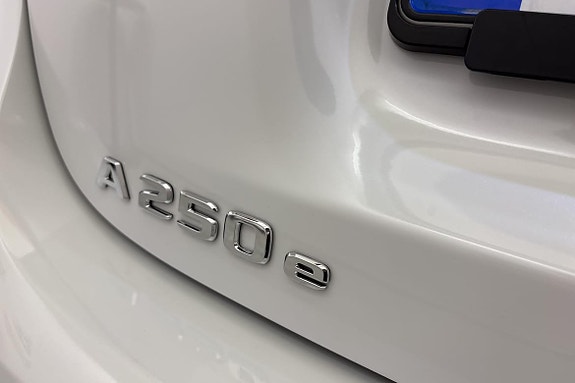Mercedes-Benz A250 20 of 22