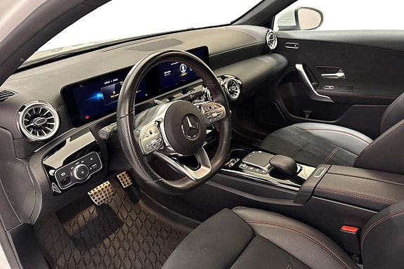 Mercedes-Benz A250 7 of 22