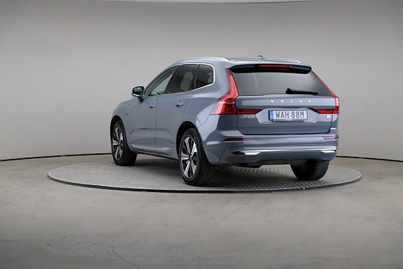 Volvo XC60 2 of 3