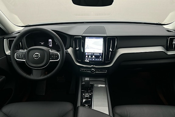Volvo XC60 3 of 3