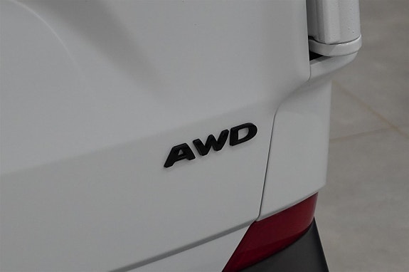 Ford Transit Custom 13 of 13
